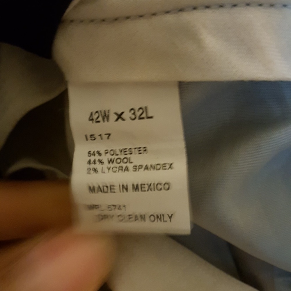 Suit - Picture 5 of 5